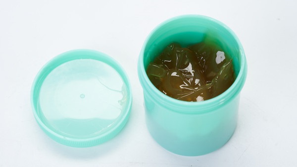 為什么無鉛錫膏越刮越稀呢？什么原因造成？